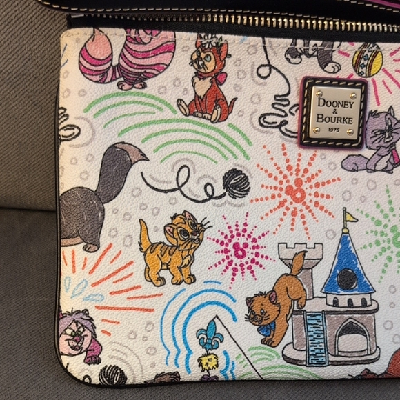Dooney & Bourke Disney Cats 6x9 Wristlet - Picture 3 of 8